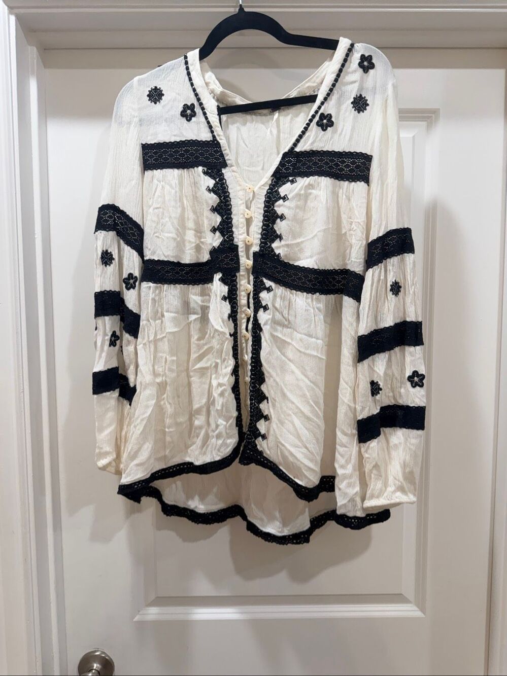 Free People Cream Black Embroidered Boho Tie Front Cardigan Jacket Top Size M
